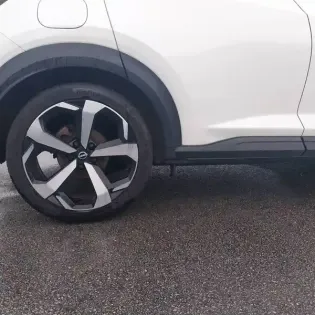 Photo 37 Nissan Juke  HYBRID 143