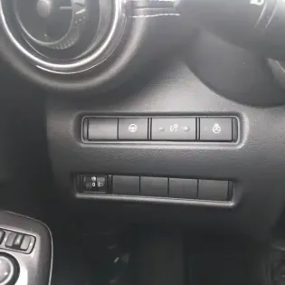 Photo 17 Nissan Juke  HYBRID 143