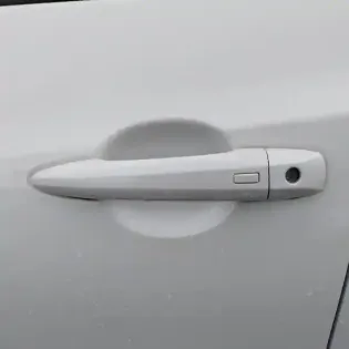 Photo 23 Nissan Juke  HYBRID 143