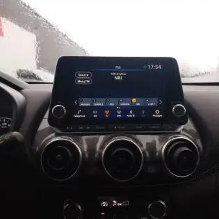 Photo 30 Nissan Juke  HYBRID 143