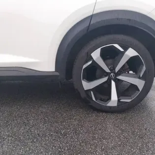 Photo 36 Nissan Juke  HYBRID 143