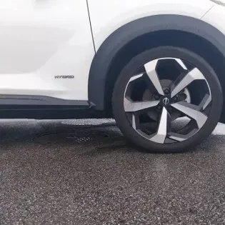 Photo 38 Nissan Juke  HYBRID 143