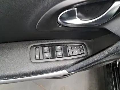 Photo 27 Renault Kadjar  Blue dCi 115 EDC