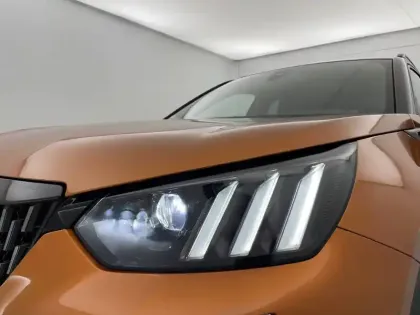 Photo 32 Peugeot 2008  BlueHDi 110 S&S BVM6