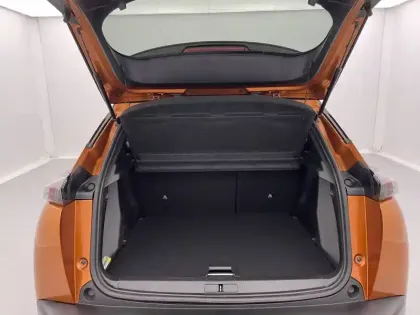 Photo 12 Peugeot 2008  BlueHDi 110 S&S BVM6