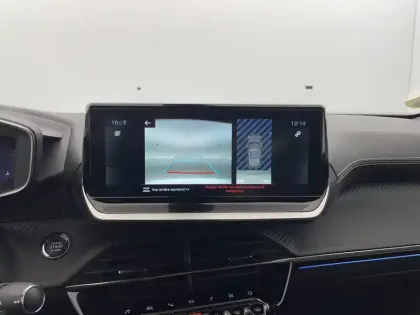 Photo 31 Peugeot 2008  BlueHDi 110 S&S BVM6