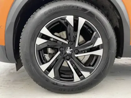 Photo 18 Peugeot 2008  BlueHDi 110 S&S BVM6