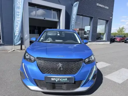 Photo 73 Peugeot 2008  PureTech 130 S&S EAT8