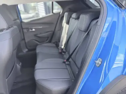 Photo 80 Peugeot 2008  PureTech 130 S&S EAT8