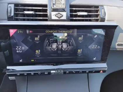 Photo 19 DS DS 7 DS7 Crossback BlueHDi 180 EAT8