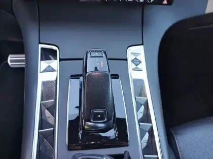 Photo 13 DS DS 7 DS7 Crossback BlueHDi 180 EAT8