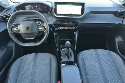 Photo 39 Peugeot 208  100 S&S BVM6