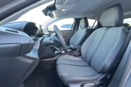 Photo 66 Peugeot 208  100 S&S BVM6