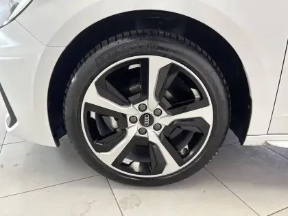 Photo 12 Audi A1  Sportback 25 TFSI 95 ch BVM5