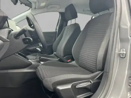 Photo 10 Peugeot 208  PureTech 100 S&S BVM6