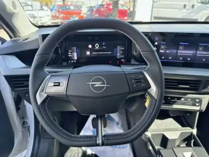 Photo 23 Opel Frontera  Electric 113 ch Batterie 44 kWh