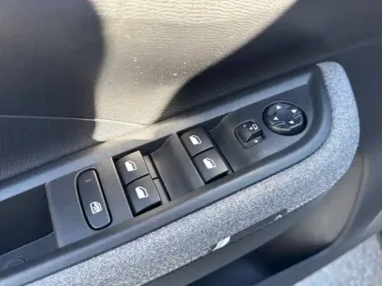 Photo 12 Opel Frontera  Electric 113 ch Batterie 44 kWh