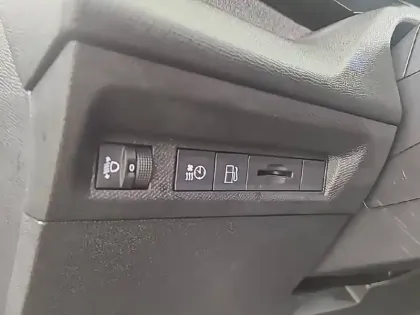Photo 20 Peugeot 308  PHEV 180 e-EAT8