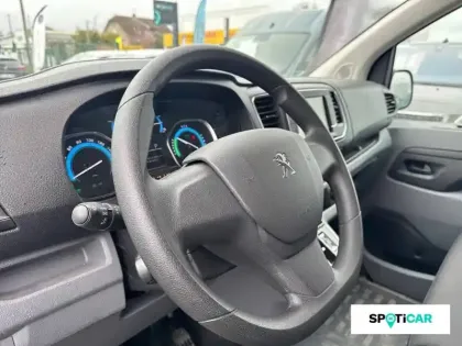 Photo 30 Peugeot Expert  Standard Electrique 75 kWh 136ch