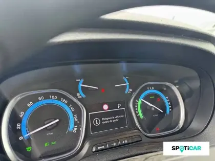 Photo 31 Peugeot Expert  Standard Electrique 75 kWh 136ch