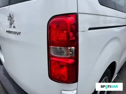 Photo 38 Peugeot Expert  Standard Electrique 75 kWh 136ch