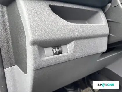 Photo 40 Peugeot Expert  Standard Electrique 75 kWh 136ch