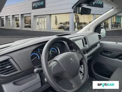 Photo 29 Peugeot Expert  Standard Electrique 75 kWh 136ch