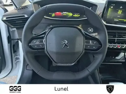 Photo 54 Peugeot 208  PureTech 100 S&S BVM6