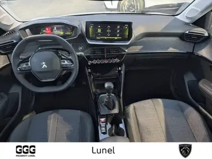 Photo 49 Peugeot 208  PureTech 100 S&S BVM6