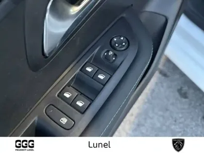 Photo 53 Peugeot 208  PureTech 100 S&S BVM6