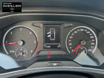 Photo 13 Volkswagen T-roc  1.6 TDI 115 Start/Stop BVM6