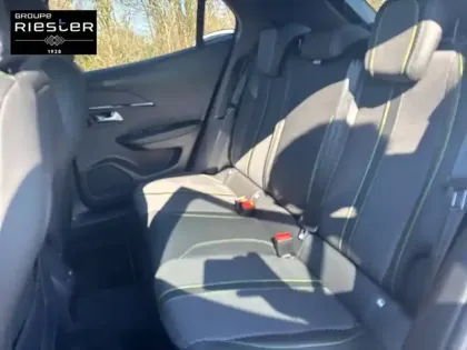 Photo 11 Peugeot 2008  Electrique 54 kWh 156 ch