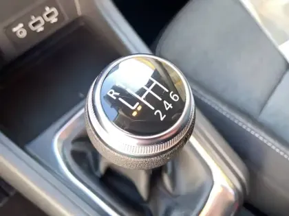 Photo 28 Renault Captur  TCe 90