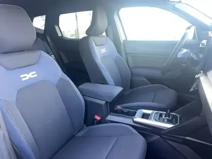 Photo 10 Dacia Duster  Hybrid 140