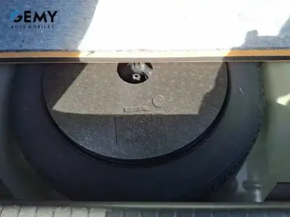 Photo 11 Peugeot 208  BlueHDi 100 S&S BVM6