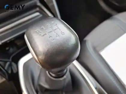 Photo 24 Peugeot 208  BlueHDi 100 S&S BVM6