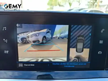 Photo 27 Peugeot 208  BlueHDi 100 S&S BVM6