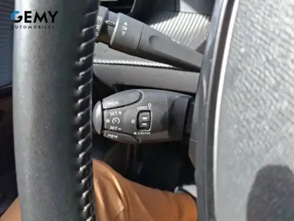 Photo 14 Peugeot 208  BlueHDi 100 S&S BVM6