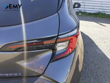 Photo 15 Toyota Corolla  Hybride 140ch