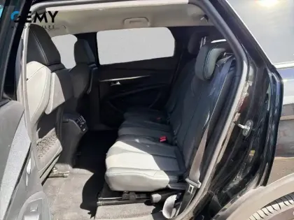 Photo 30 Peugeot 5008  PureTech 130ch S&S EAT8