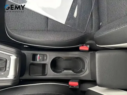 Photo 82 Renault Captur  E-Tech full hybrid 145
