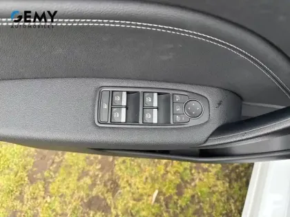 Photo 72 Renault Captur  E-Tech full hybrid 145