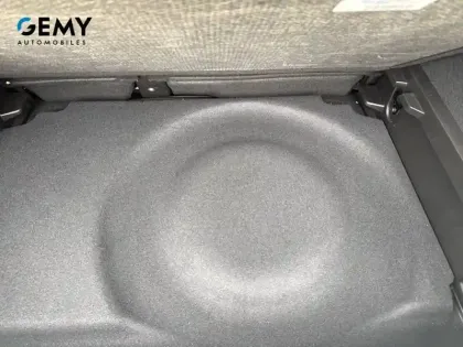 Photo 14 Renault Captur  E-Tech full hybrid 145