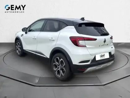 Photo 62 Renault Captur  E-Tech full hybrid 145