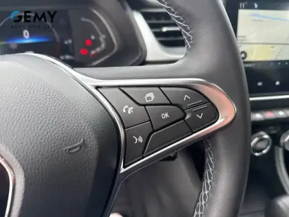 Photo 20 Renault Captur  E-Tech full hybrid 145