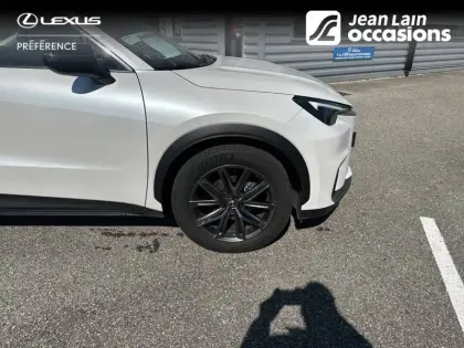 Photo 8 Lexus Lbx  2WD