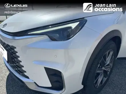 Photo 18 Lexus Lbx  2WD