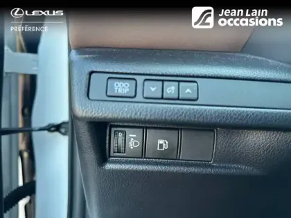 Photo 14 Lexus Lbx  2WD