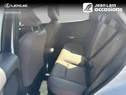 Photo 16 Lexus Lbx  2WD