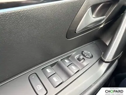 Photo 15 Peugeot 208 Gén. II Ph1 NG GT 5